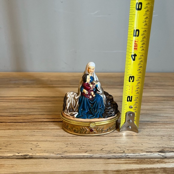 Vintage Trinity Broadcasting Network Porcelain Trinket Box Virgin Mary & jesus - Picture 7 of 8
